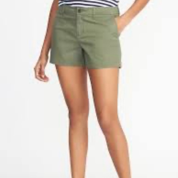 GAP KHAKIS Mid-rise Green Girlfriend Short - Picture 1 of 9